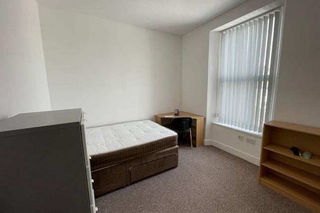 Flat to rent in Lisson Grove, Mutley, Plymouth
