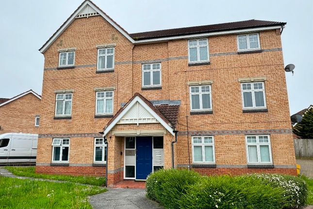 Thumbnail Flat to rent in Richmond Grove, North Shields