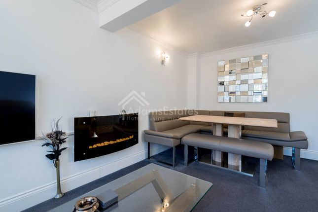6, Orchard Croft, Dewsbury photo 5