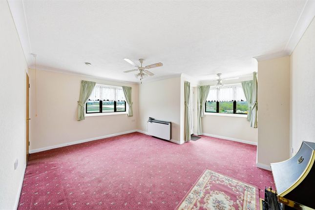 Flat 37, Beech Haven Court, London Road, Crayford photo 2