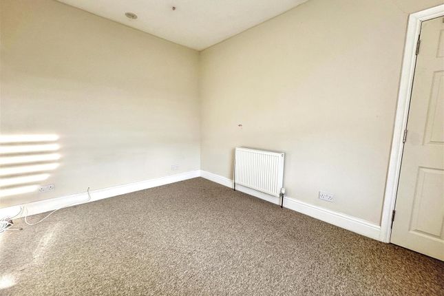 36 Chatsworth Road Arnos Vale, Bristol photo 2