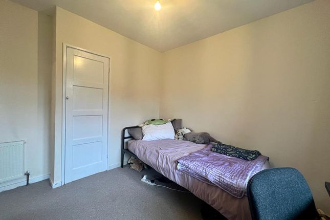 Room to rent in Minden Way, Winchester