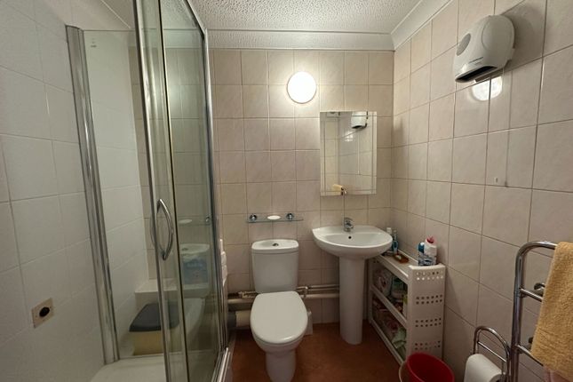 Homequay House,9, Falkland Road, Torquay photo 4