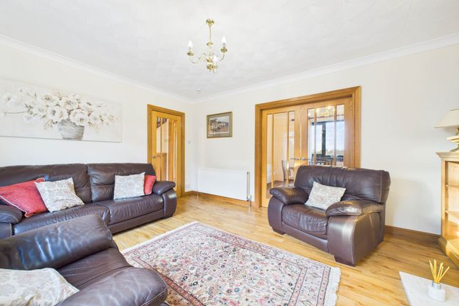 12, Windrow Terrace, Wishaw photo 3