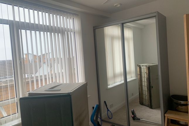 Flat 8, Ramsgate photo 3