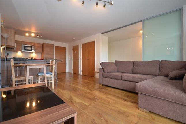 Kensington House, West Drayton photo 2