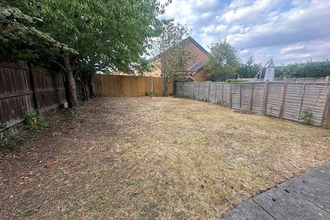 29, Dexter Close, Luton photo 4
