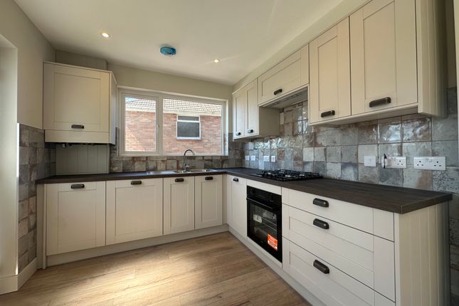 7, Broadmead, Swansea photo 4
