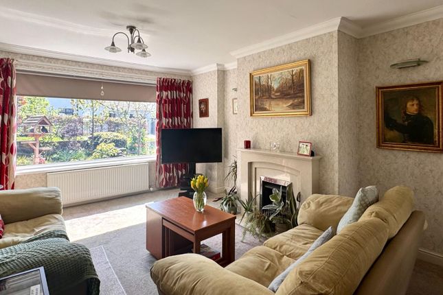 7, Laburnum Way, Dinas Powys photo 4