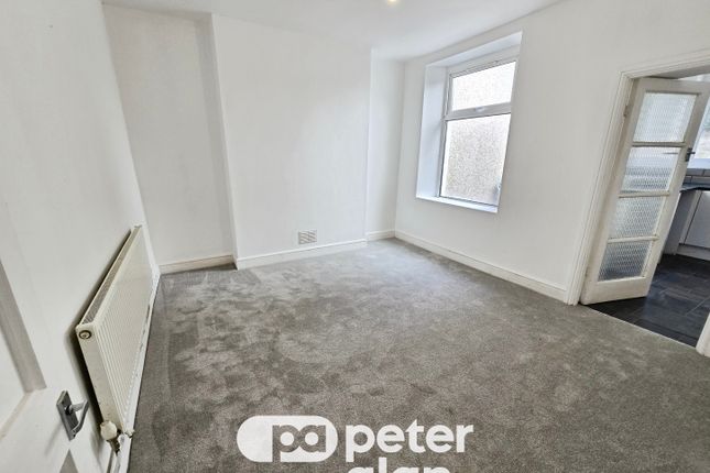 22, SWANSEA photo 5