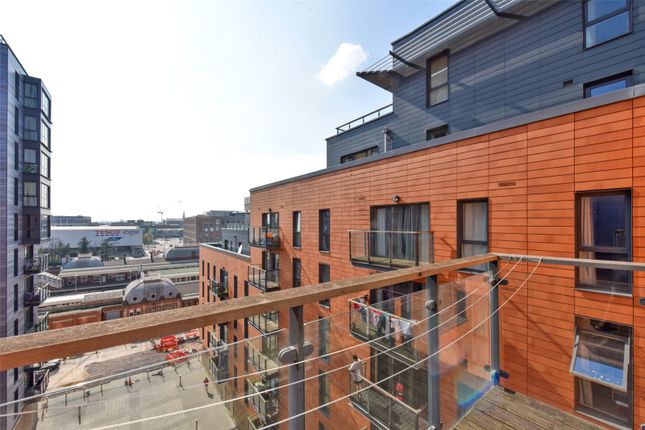 105, Rivington Apartments, Slough photo 4