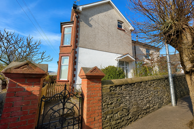 20, Grawen Street, Porth photo 3