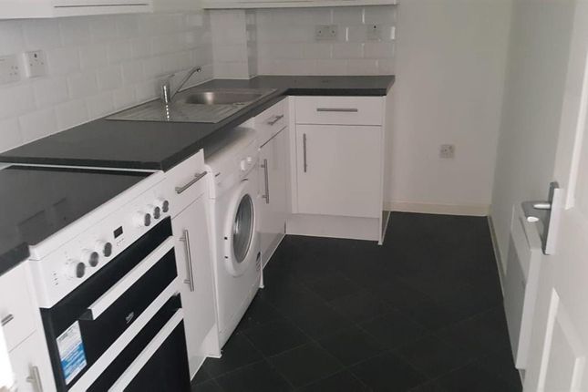 Flat to rent in Winchester House, Scot Lane, Doncaster