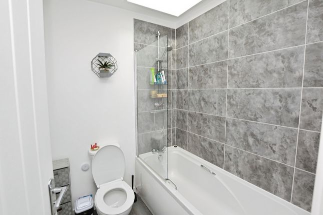 Flat 5, Falstone, 9, St Margarets Road, Devon photo 4