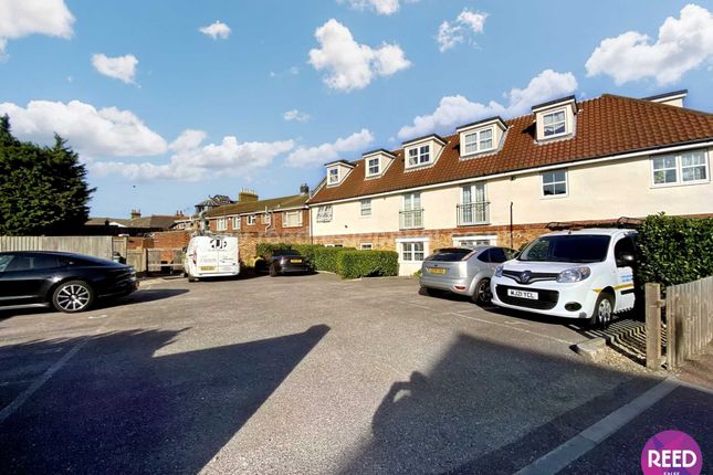 Flat for sale in Ness Road, Shoeburyness