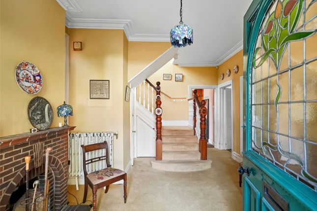 102, Broom Road, Teddington photo 3