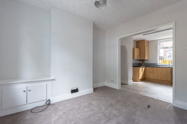 2, Daintry Street, Macclesfield photo 2