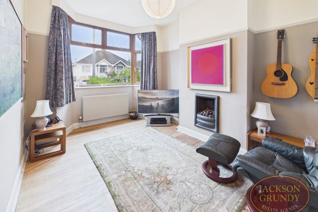 2, Lovat Drive, Northampton photo 3