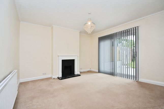 116, Oxhawth Crescent, Bromley photo 4
