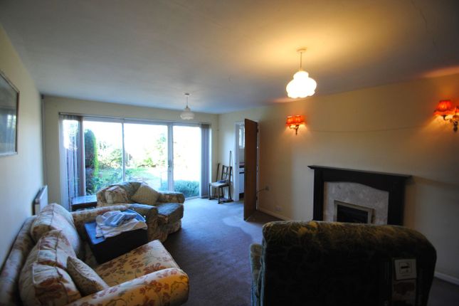 19, Kayte Close, Cheltenham photo 2