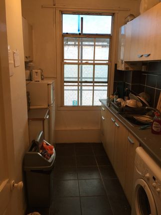 Flat for sale in Shadwell Gardens, London