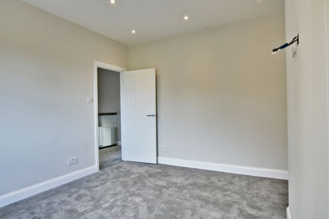Flat to rent in Old Farm Avenue, Sidcup