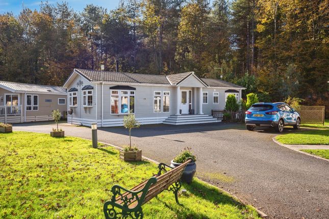 2-bed caravan on 4, Capel Gardens, Ashford, £200,000