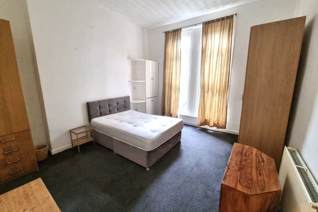8 Flat 2,, Livingston Avenue, Liverpool photo 4