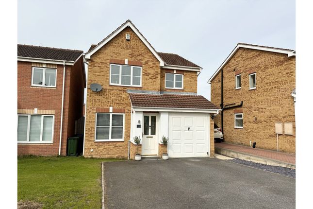 3-bed detached on 5, Galway Close, Barnsley, £265,000