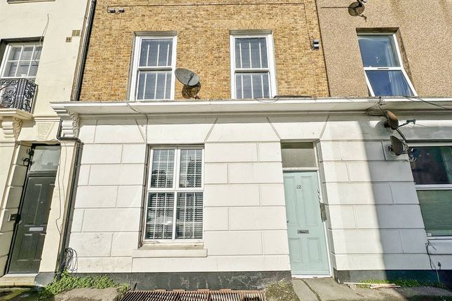 Flat for sale in Avenue Road, Herne Bay