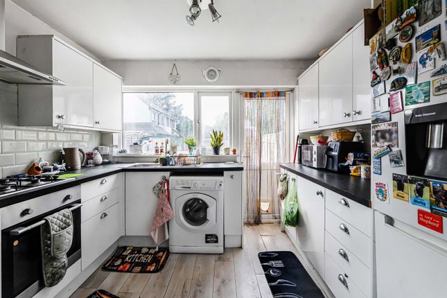 103, Cavendish Road, Surrey photo 4