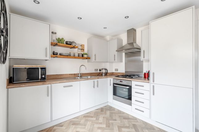 75 Buttersyke Way, Harrogate photo 4