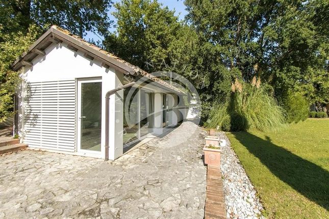 Villa for sale in Ascoli Piceno, Marche, 63100, Italy