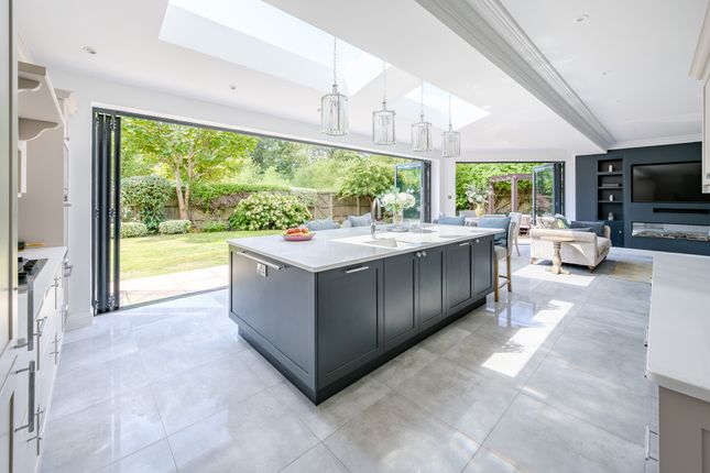 6, Hine Close, Coulsdon photo 4