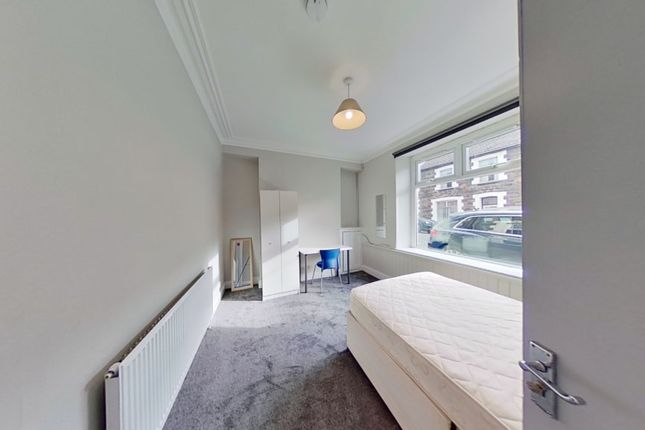 Shared accommodation to rent in Queen Street, Treforest, Pontypridd