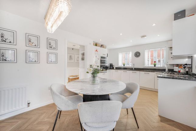 9, Elstar Road, Ongar photo 3