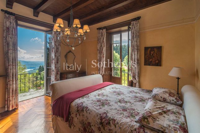 Villa for sale in Via Alpinia, Stresa, Piemonte