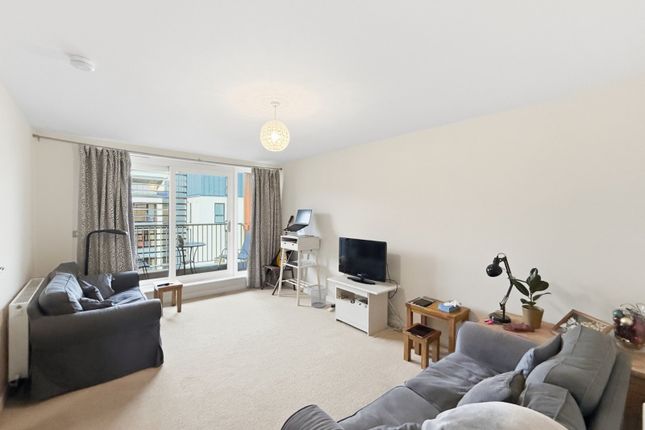 Flat 5, 8 Kimmerghame Place, Edinburgh photo 2
