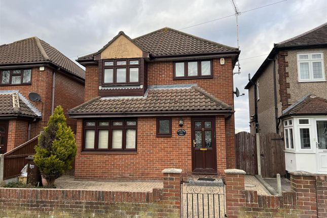 Thumbnail Detached house to rent in Rayleigh Road, Hutton, Brentwood