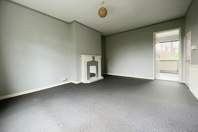 3, Thaxted Close, Hull photo 2