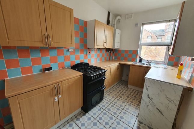 Terraced house to rent in St. Johns Road, Balby, Doncaster
