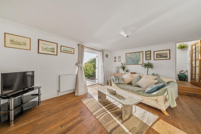 Belmont Bungalow, Belmont Street, Weymouth photo 2