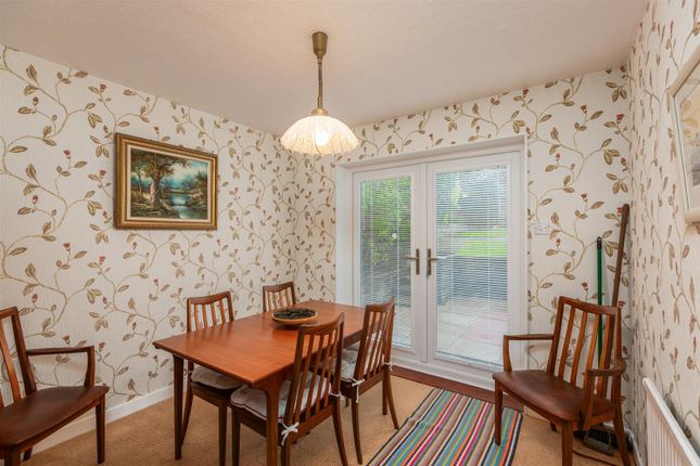 44, Pastoral Way, Swansea photo 4