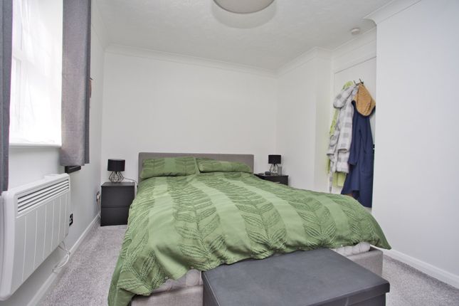 4, Finch Mews, Deal photo 4