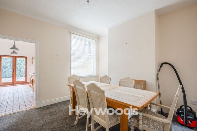 12 Vinebank Street, Stoke-On-Trent photo 4