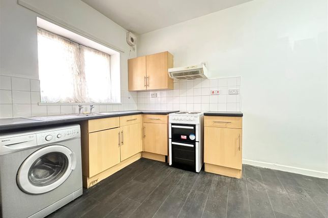 90, Cemetery Road, Stourbridge photo 5