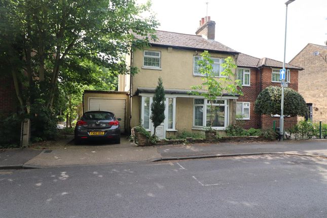 4-bed detached on 29, Colham Avenue, Yiewsley, £599,000