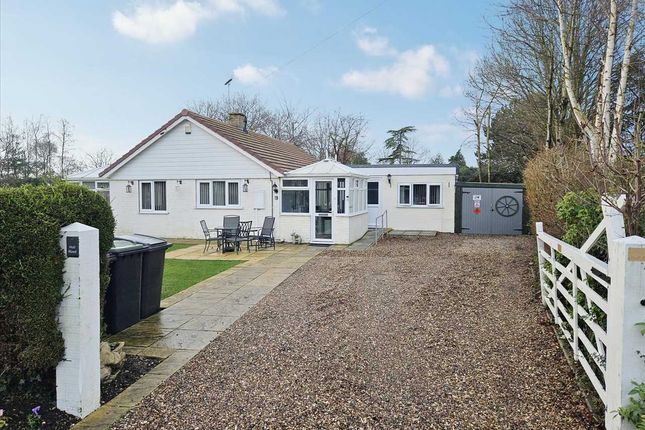 Thumbnail Bungalow for sale in Hall Road, Great Hale, Sleaford