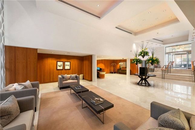 Flat for sale in Lancelot Place, Knightsbridge, London