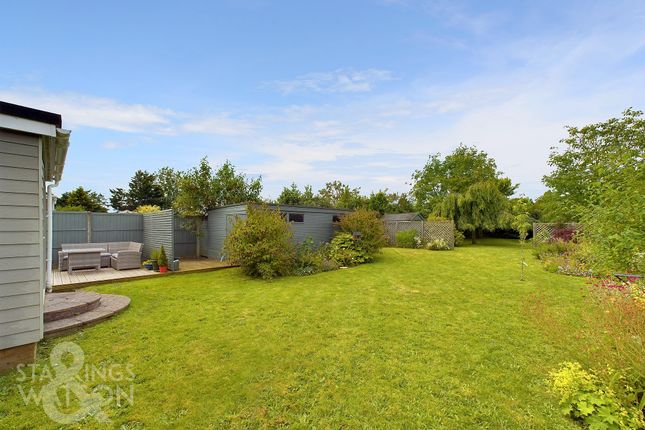 Thumbnail Detached bungalow for sale in Louies Lane, Roydon, Diss